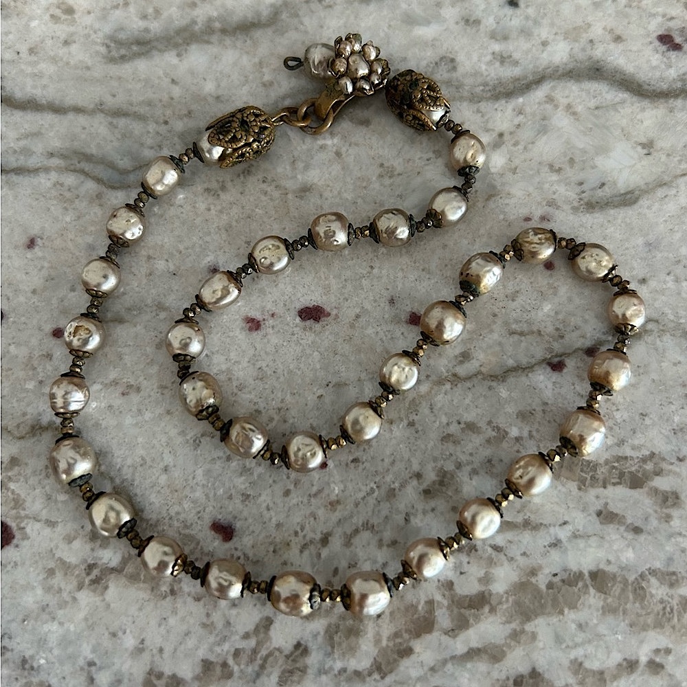 🔥Vintage Miriam Haskel signed pearl necklace